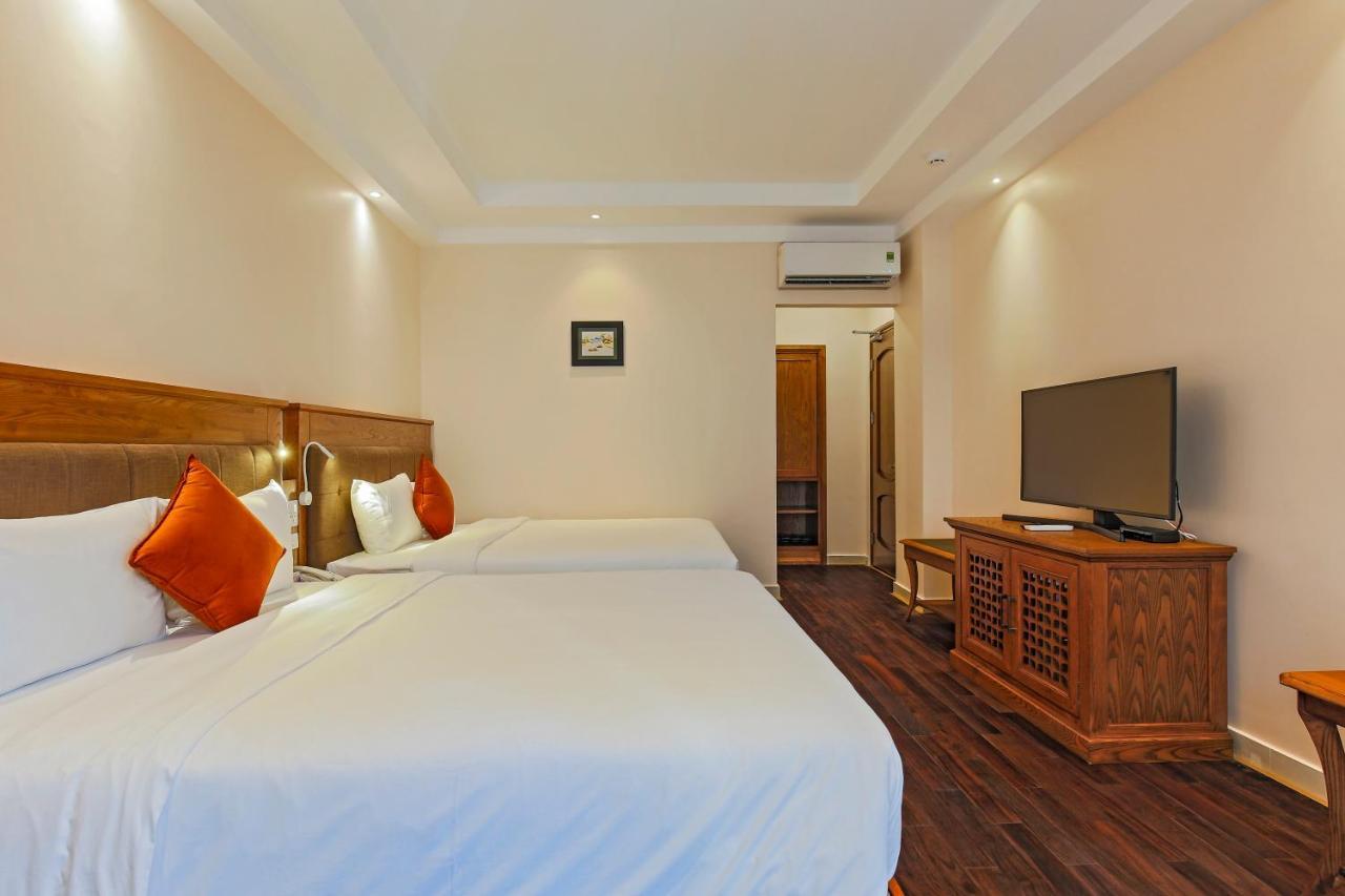 Hoang Lan Hotel Ho Şi Min Exterior foto