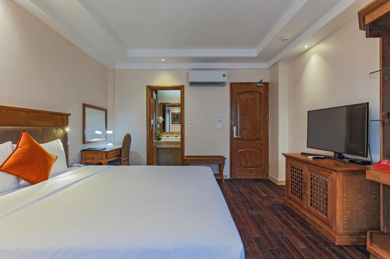Hoang Lan Hotel Ho Şi Min Exterior foto
