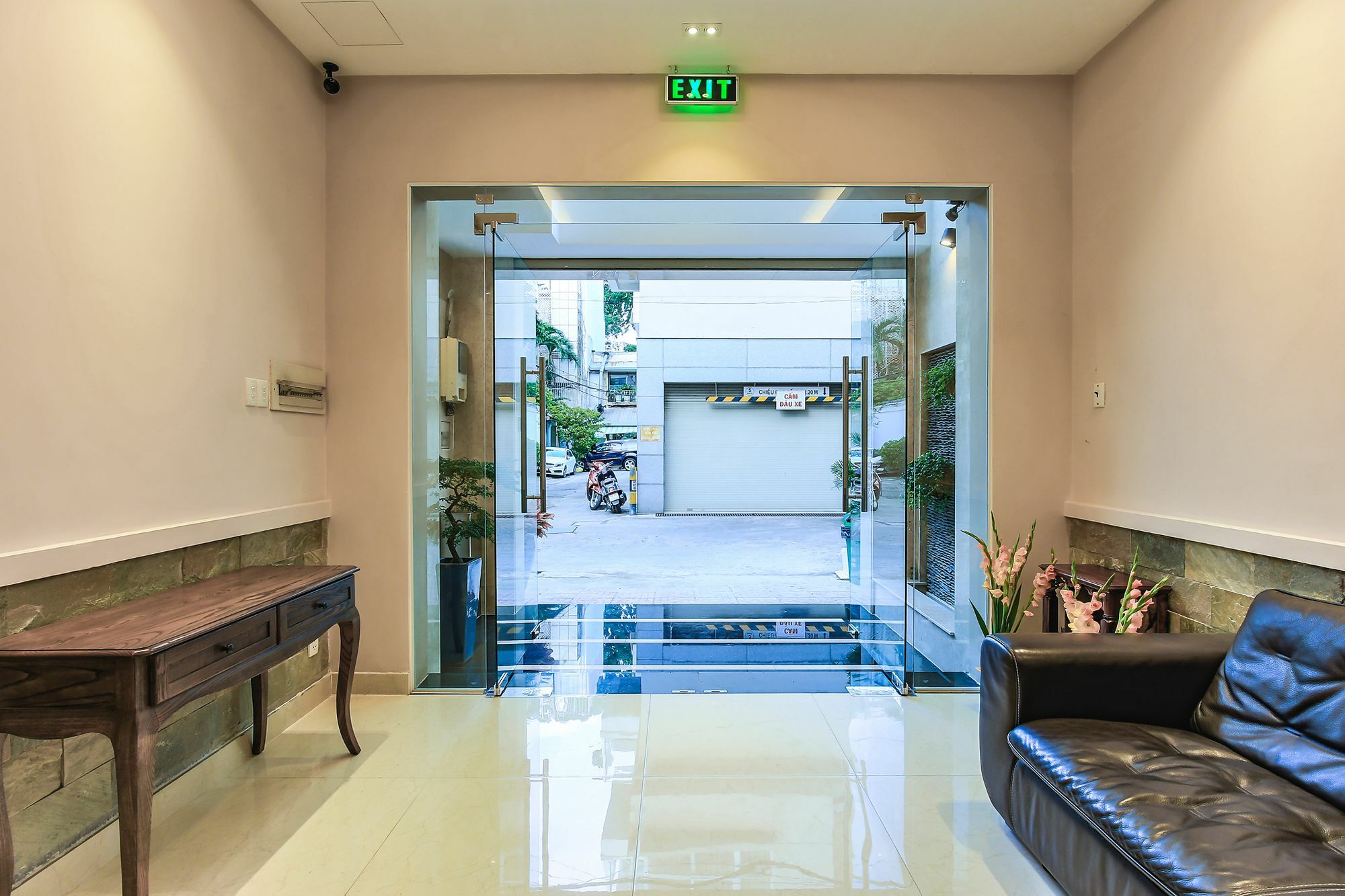 Hoang Lan Hotel Ho Şi Min Exterior foto