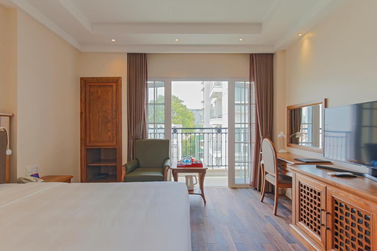 Hoang Lan Hotel Ho Şi Min Exterior foto